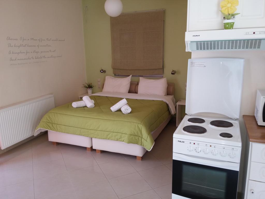 Villa Muses Poros Town Room photo