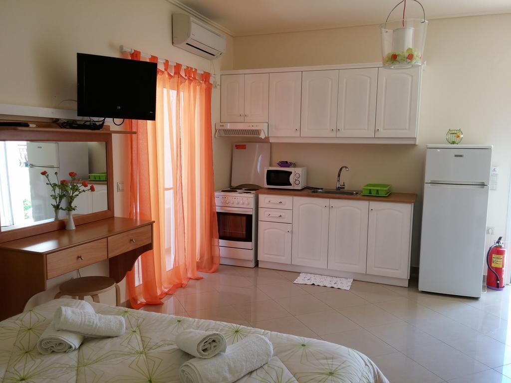 Villa Muses Poros Town Room photo